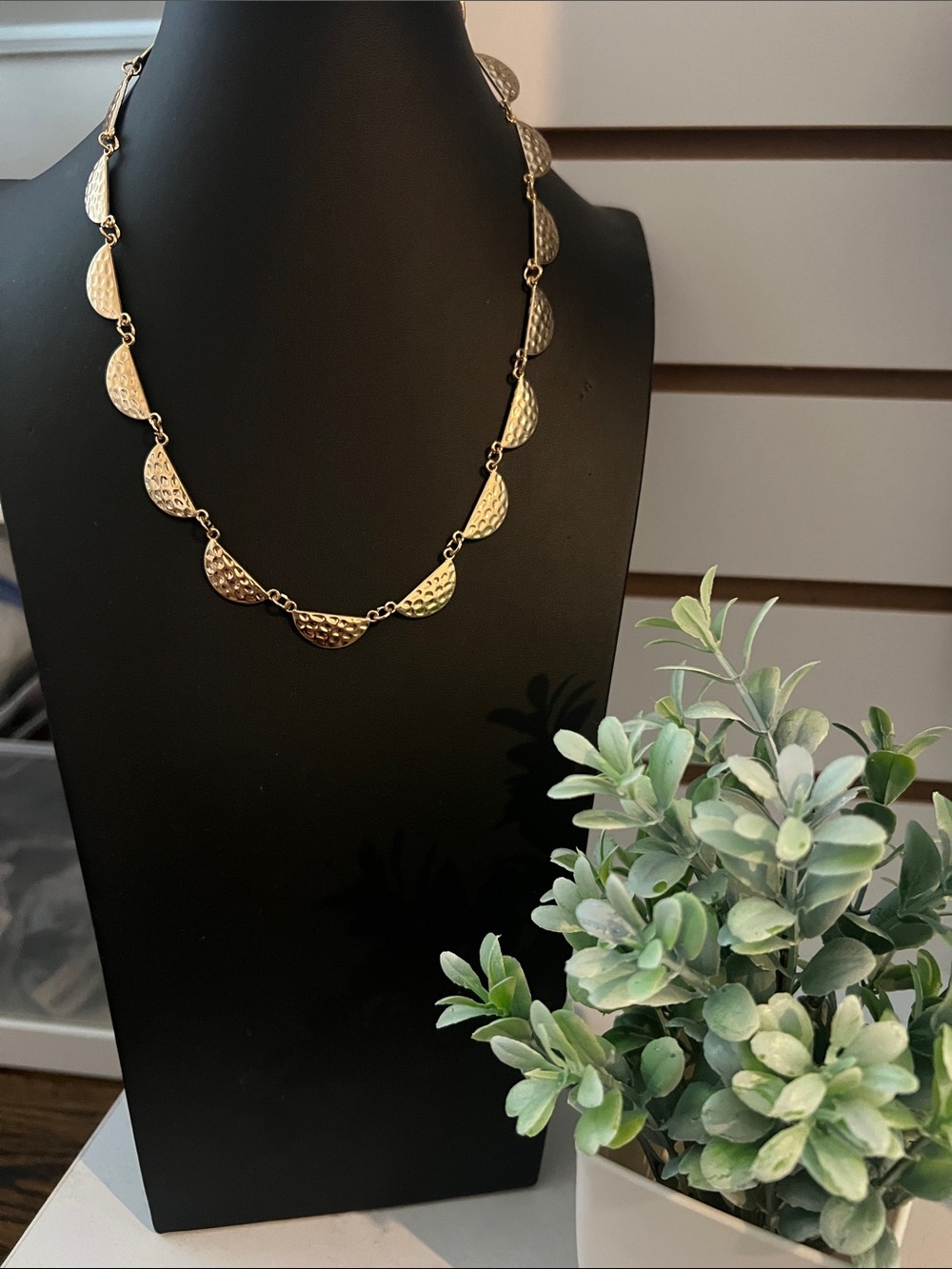 Hammered Gold Crescent-Link Necklace - Women Jewelry
